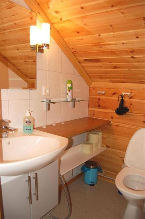 Lomaperkkioe Apartments Vuokatti Szoba fotó